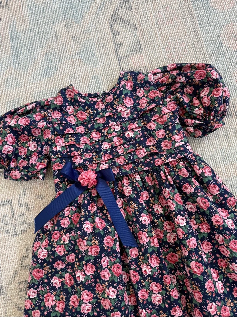 Sylvia Whyte Navy Pink Vintage Floral Smocked Puff Sleeve Dress Size 6